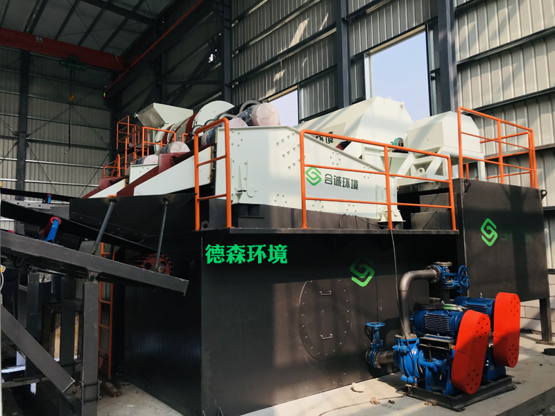 DS通溝污泥治理修復(fù)現(xiàn)場g DS通溝污泥治理修復(fù)現(xiàn)場