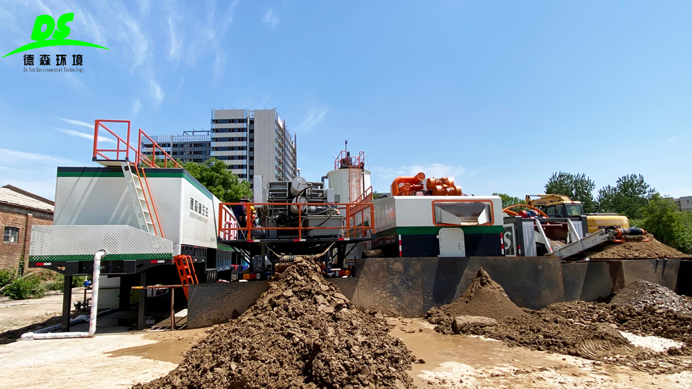 1754464868130373.jpg 德森環(huán)境淋洗設(shè)備