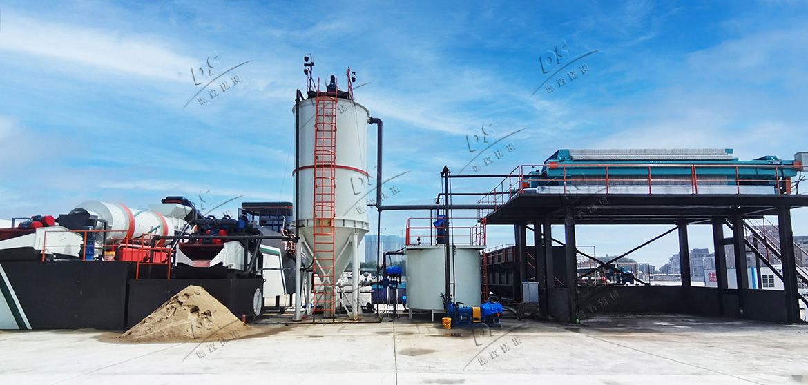 技術(shù)革新破局  德森環(huán)境守護土壤生態(tài)安全